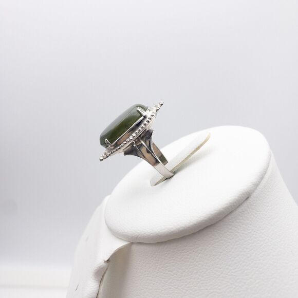 Vintage Sterling Silver Green Gemstone Cabochon Ring Size 6.75 - Picture 13 of 16